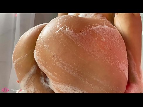 ❤️ Brünette masturbiert Muschi mit Vibrator zu intensivem Orgasmus in der Dusche ❤️ Porn video bei de.sexvideogif.ru ☑